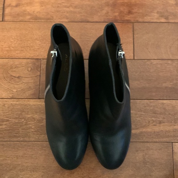 ALDO Black Leather Booties - Picture 4 of 8